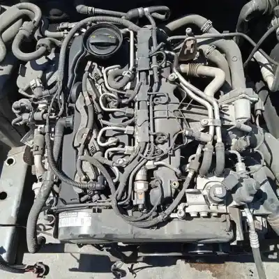 Здавання транспортного засобу audi a5 cabriolet (8f7) cglc року 2011 потужний 