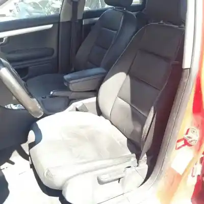 Здавання транспортного засобу audi a4 avant (8e) bre року 2004 потужний 