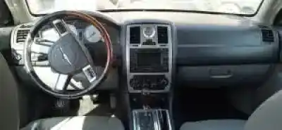 Scrapping Vehicle chrysler 300 c touring m664 of the year 2005 powered 