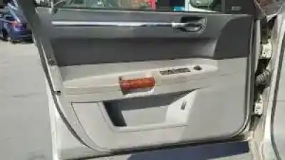 Scrapping Vehicle chrysler 300 c touring m664 of the year 2005 powered 