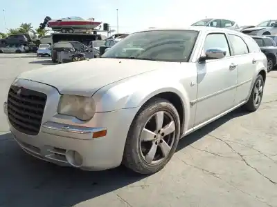 Scrapping Vehicle CHRYSLER 300 C TOURING M664 of the year 2005 powered 