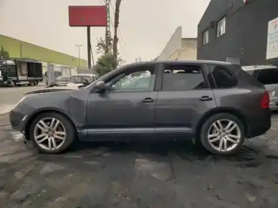 Здавання транспортного засобу porsche cayenne (typ 9pa) m4800 року 2002 потужний 