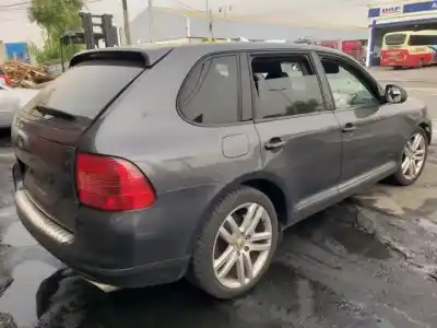 Здавання транспортного засобу porsche cayenne (typ 9pa) m4800 року 2002 потужний 