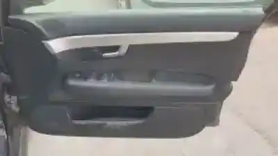 Veículo de Sucata audi a4 berlina (8e) bre do ano 2004 alimentado 