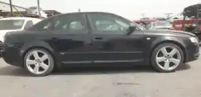 Veículo de Sucata audi a4 berlina (8e) bre do ano 2004 alimentado 