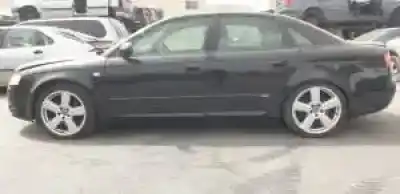 Veículo de Sucata audi a4 berlina (8e) bre do ano 2004 alimentado 
