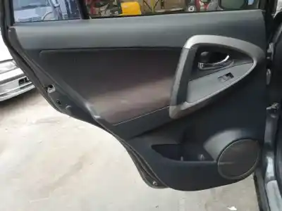 Здавання транспортного засобу toyota rav 4 (a3) 1azfe року 2005 потужний 