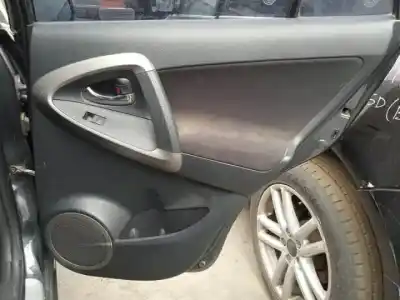 Здавання транспортного засобу toyota rav 4 (a3) 1azfe року 2005 потужний 