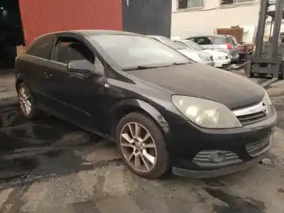 Здавання транспортного засобу opel astra gtc z19dt року 2004 потужний 