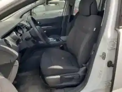 Vehicul casat peugeot 3008 (t84) 9h05 al anului 2011 alimentat 