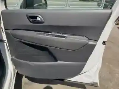 Vehicul casat peugeot 3008 (t84) 9h05 al anului 2011 alimentat 