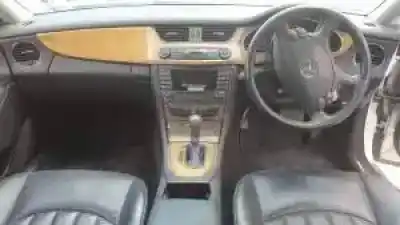 Veicolo di demolizione mercedes-benz clase cls (w219) 642920 dell'anno 2005 alimentato 