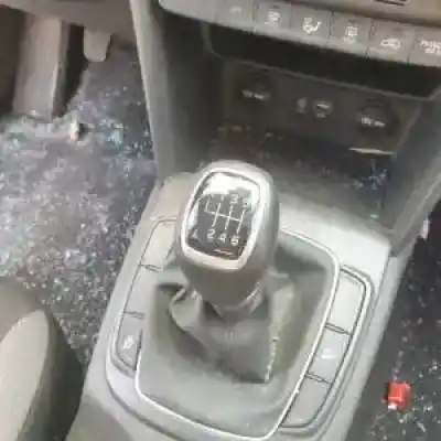 Veicolo di demolizione hyundai kona (os) g3lc dell'anno 2017 alimentato 