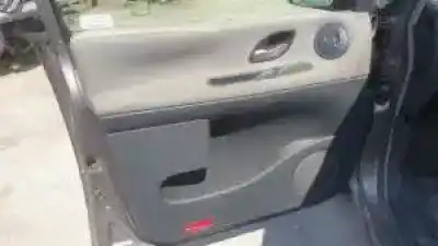 Véhicule à la ferraille renault espace iv (jk0) g9t743 de l'année 2002 alimenté 