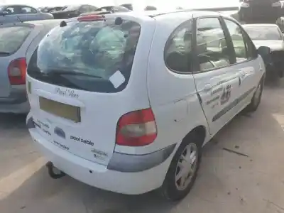 Scrapping Vehicle renault scenic (ja..) k4m701 of the year 2001 powered 