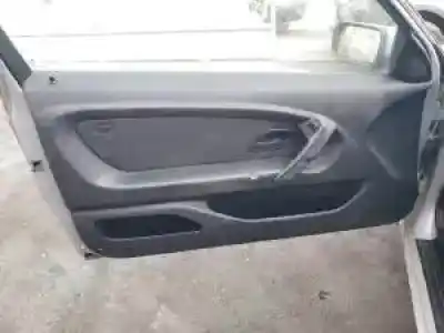 Vehicul casat bmw serie 3 compact (e46) n42b18a al anului 2001 alimentat 