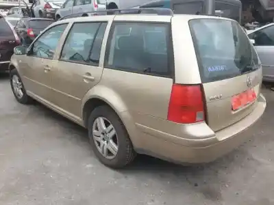 Здавання транспортного засобу volkswagen golf iv variant (1j5) azd року 1999 потужний 