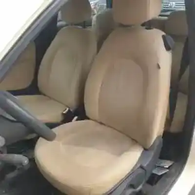 Veicolo di demolizione lancia ypsilon (101) 188a9000 dell'anno 2003 alimentato 