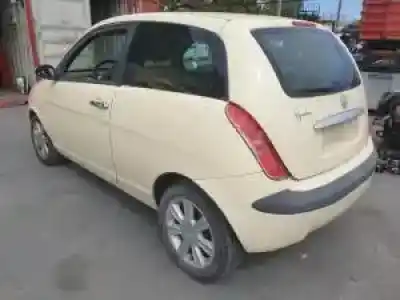 Veicolo di demolizione lancia ypsilon (101) 188a9000 dell'anno 2003 alimentato 