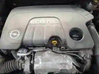 Veicolo di demolizione opel astra j lim. b16dtl dell'anno 2014 alimentato 