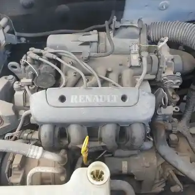 Veicolo di demolizione renault clio ii fase i (b/cbo) d7f726 dell'anno 1999 alimentato 