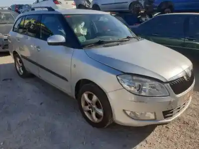 Scrapping Vehicle skoda fabia combi (5j5) cbzb of the year 2010 powered 