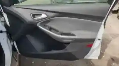 Veicolo di demolizione ford focus lim. (cb8) t3da dell'anno 2010 alimentato 