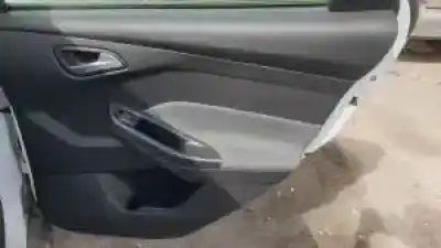 Veicolo di demolizione ford focus lim. (cb8) t3da dell'anno 2010 alimentato 