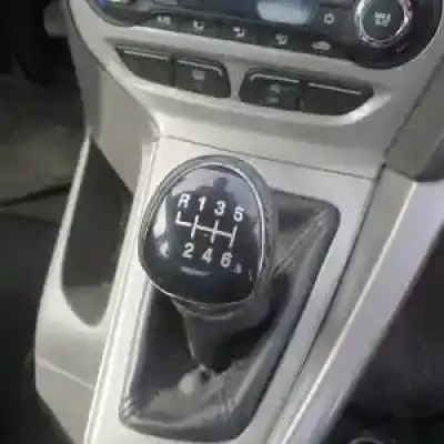 Veicolo di demolizione ford focus lim. (cb8) t3da dell'anno 2010 alimentato 