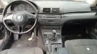 Veículo de Sucata bmw serie 3 coupe (e46) 226s1 do ano 2000 alimentado 