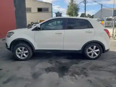 Здавання транспортного засобу ssangyong korando d20dtf року 2011 потужний 