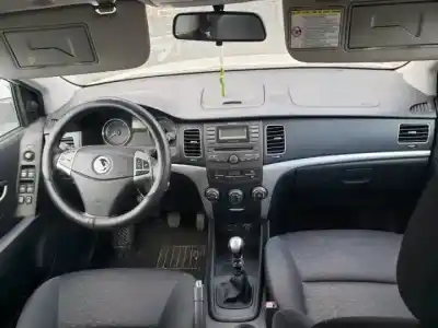 Здавання транспортного засобу ssangyong korando d20dtf року 2011 потужний 