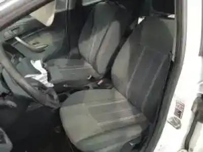 Здавання транспортного засобу ford fiesta (cb1) snjb року 2008 потужний 