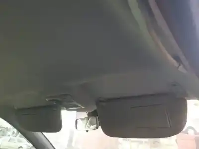 Vehicul casat peugeot 406 coupe (s1/s2) 4hx al anului 2001 alimentat 