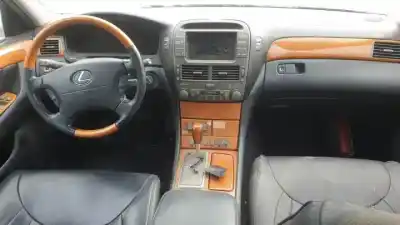 Vehicul casat lexus ls430 (ucf30) 3uzfe al anului 2000 alimentat 