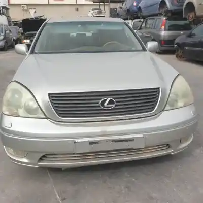 Vehicul casat lexus ls430 (ucf30) 3uzfe al anului 2000 alimentat 