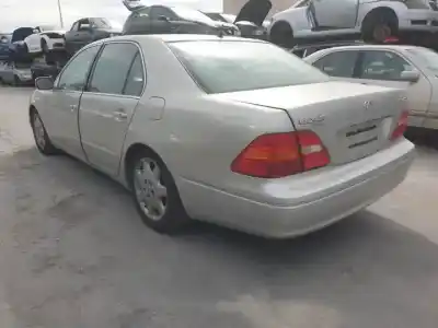 Vehicul casat lexus ls430 (ucf30) 3uzfe al anului 2000 alimentat 