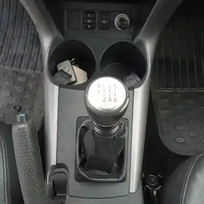 Veículo de Sucata toyota rav 4 (a3) 2adfhv do ano 2005 alimentado 