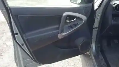 Veículo de Sucata toyota rav 4 (a3) 2adfhv do ano 2005 alimentado 