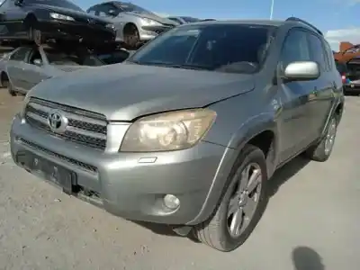 Здавання транспортного засобу TOYOTA RAV 4 (A3) 2ADFHV року 2005 потужний 