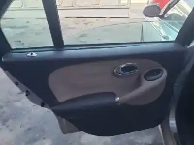 Здавання транспортного засобу mg rover rover 75 (j/rj) d-204d2 року 1999 потужний 