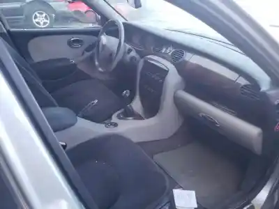 Здавання транспортного засобу mg rover rover 75 (j/rj) d-204d2 року 1999 потужний 