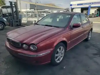 Здавання транспортного засобу jaguar x-type i (x400) 2.5 v6 a las 4 ruedas року 2003 потужний 