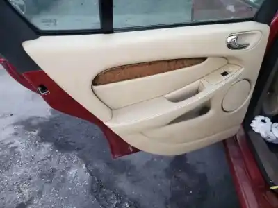 Здавання транспортного засобу jaguar x-type i (x400) 2.5 v6 a las 4 ruedas року 2003 потужний 