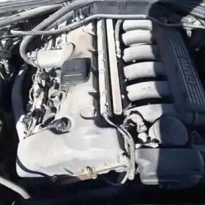 Scrapping Vehicle bmw 5 (e60) 520 i of the year 2005 powered 0