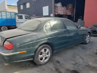 Здавання транспортного засобу jaguar s-type ii (x200) 4.0 v8 року 1998 потужний 