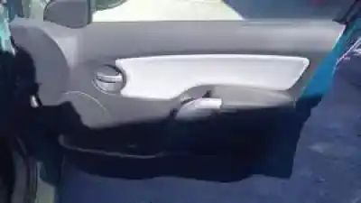 Veículo de Sucata citroen c3 8hx do ano 2002 alimentado 