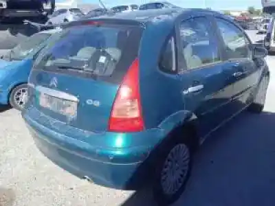 Veículo de Sucata citroen c3 8hx do ano 2002 alimentado 