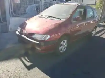 Scrapping Vehicle renault megane i scenic (ja0) k7m702 of the year 1998 powered 