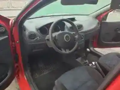 Veículo de Sucata renault clio iii k9k768 do ano 2007 alimentado 